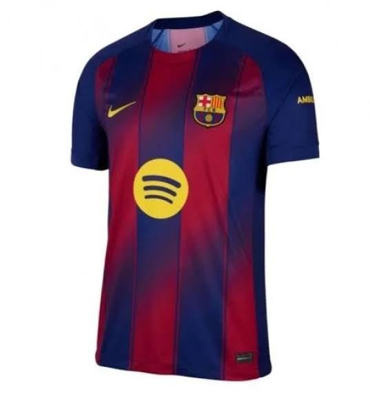 تيشيرت برشلونة