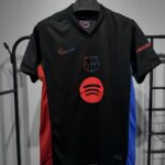 تيشرت برشلونة اسود مستورد